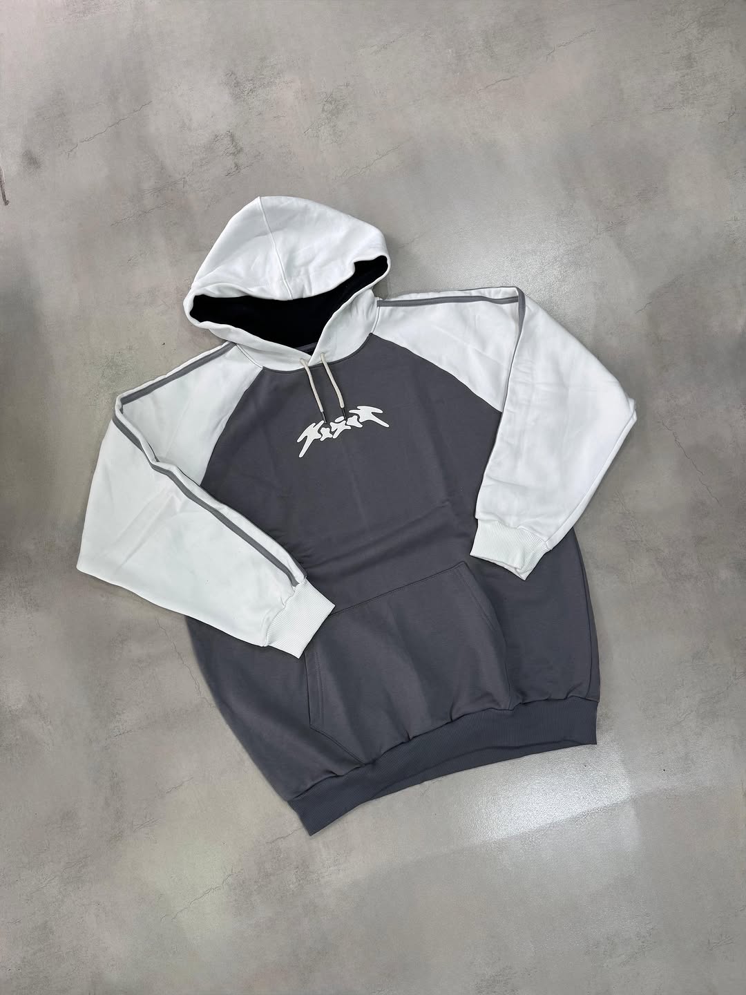 Buzo Premium Hoodie
